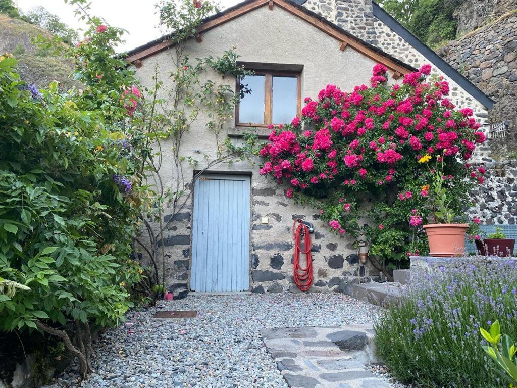 L'Escale De Camille Hotell Murat  Exteriör bild