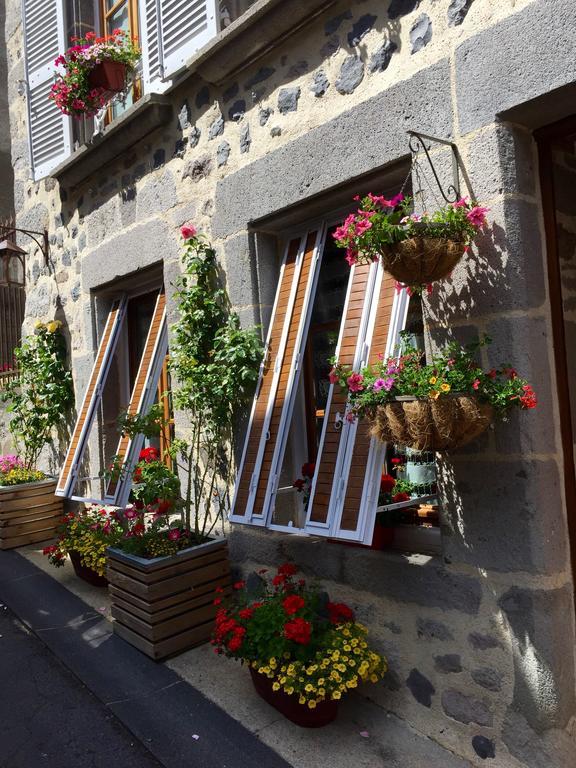 L'Escale De Camille Hotell Murat  Exteriör bild