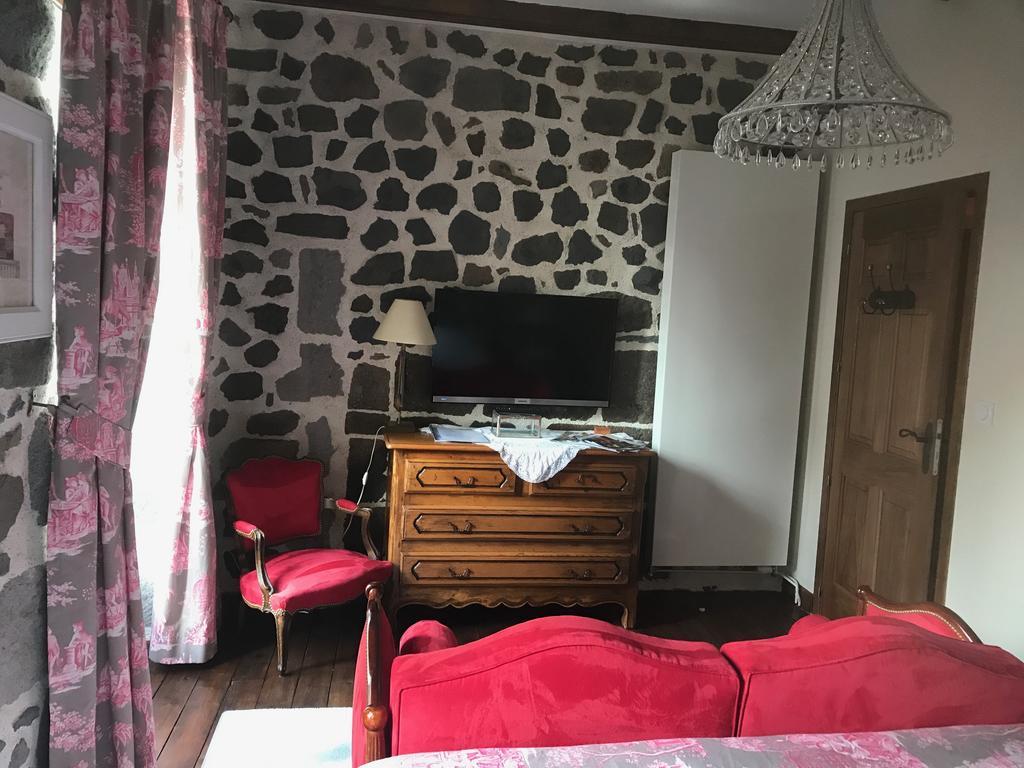 L'Escale De Camille Hotell Murat  Exteriör bild